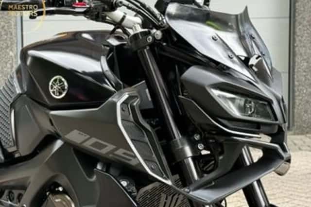YAMAHA MT (2017) thumbnail 4