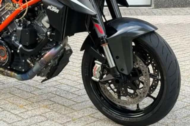 KTM 1290 (2019) thumbnail 2