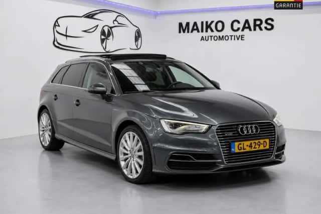 Audi A3 (2015) thumbnail 4