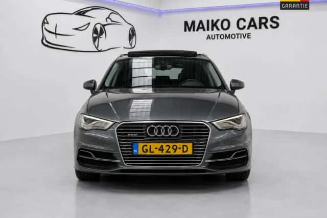 Audi A3 (2015) thumbnail 5