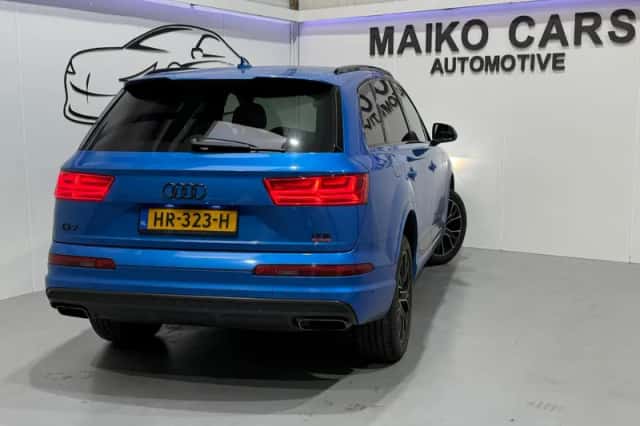 Audi Q7 (2016) thumbnail 2