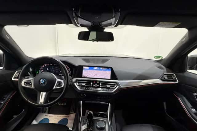 BMW 3-Serie (2021) thumbnail 3
