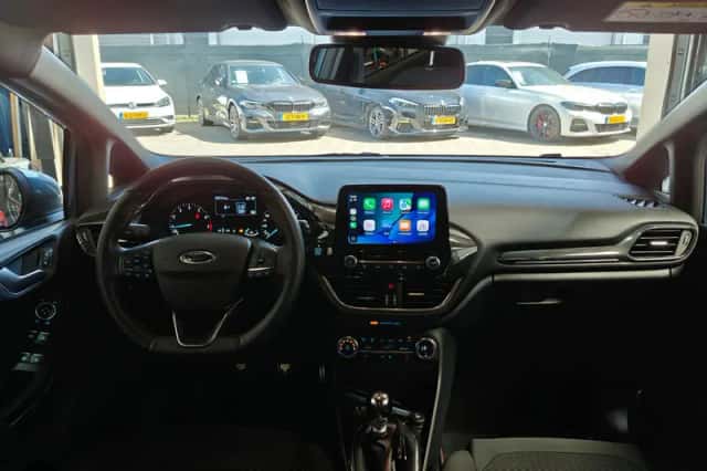 Ford Fiesta (2020) thumbnail 3