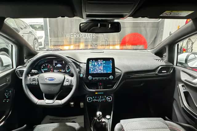 Ford Fiesta (2019) thumbnail 3