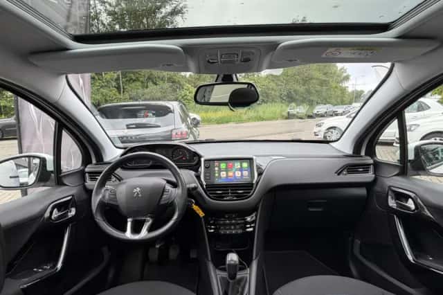 Peugeot 208 (2019) thumbnail 3