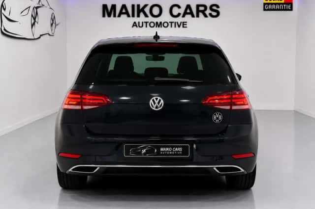 Volkswagen Golf (2019) thumbnail 6