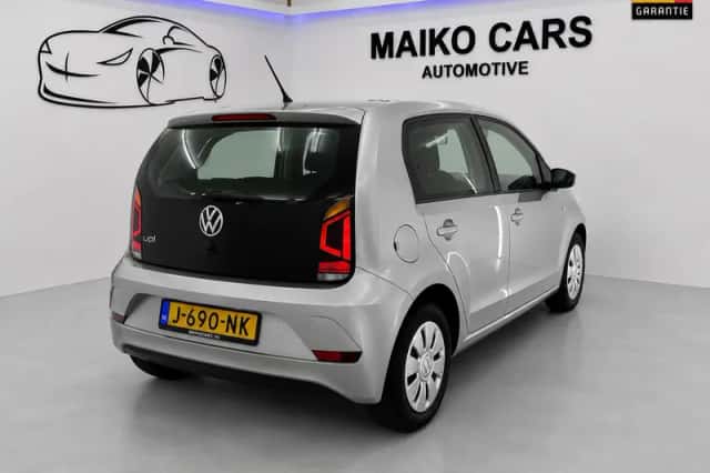 Volkswagen Up! (2020) thumbnail 2