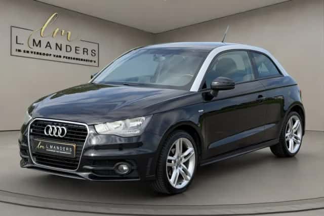 Audi A1 (2011) thumbnail 5