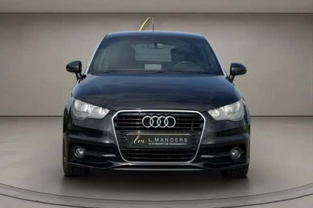 Audi A1 (2011) thumbnail 6