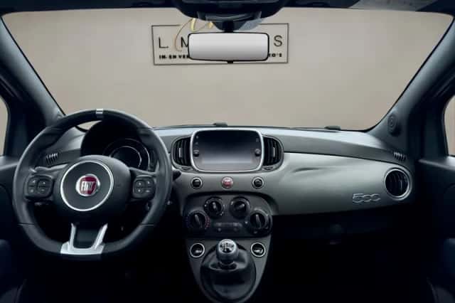 Fiat 500 (2019) thumbnail 3