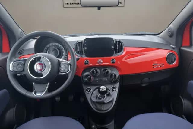 Fiat 500 (2022) thumbnail 3