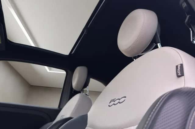Fiat 500 (2021) thumbnail 4