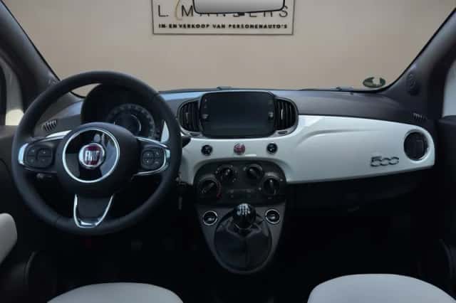 Fiat 500 (2021) thumbnail 3