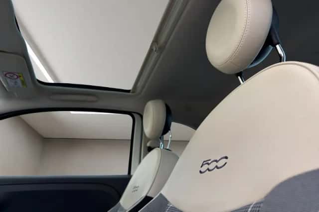 Fiat 500 (2019) thumbnail 4