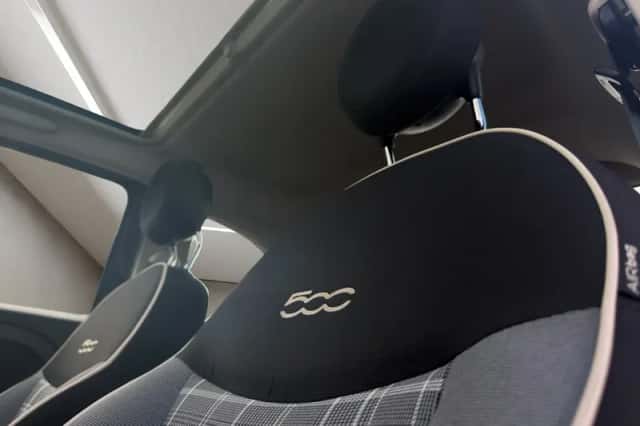 Fiat 500 (2018) thumbnail 3