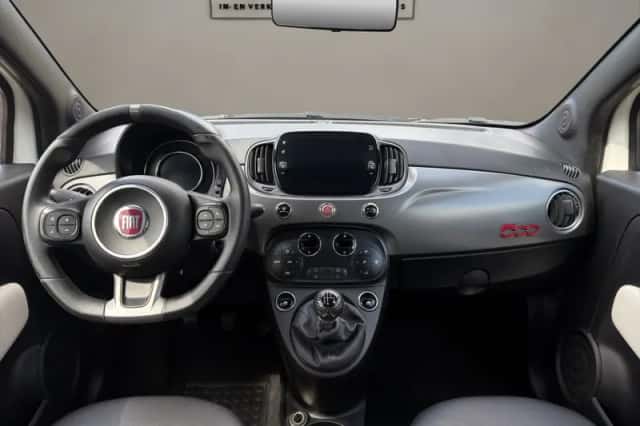 Fiat 500 (2019) thumbnail 3