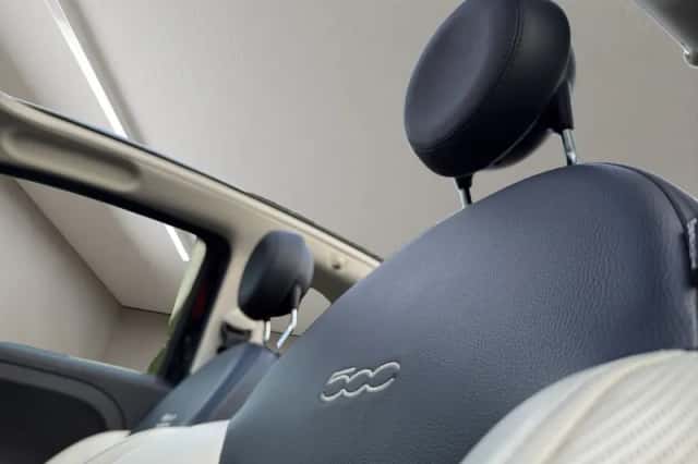 Fiat 500C (2022) thumbnail 4