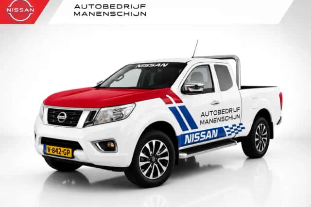 Nissan Navara (2017) thumbnail 1