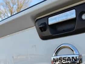 Nissan Navara (2017) thumbnail 12