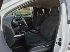 Nissan Navara (2017) thumbnail 20