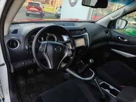 Nissan Navara (2017) thumbnail 21