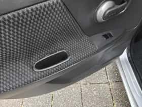 Nissan Note (2007) thumbnail 18