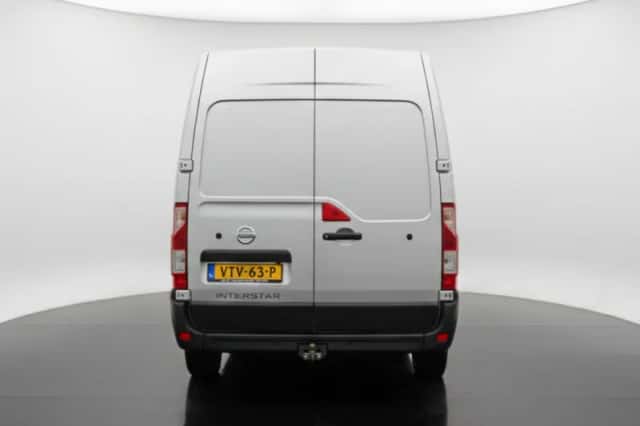 Nissan INTERSTAR (2023) thumbnail 4
