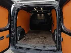 Nissan NV250 (2021) thumbnail 19