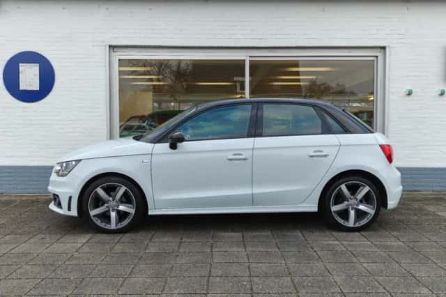 Audi A1 (2014) thumbnail 5