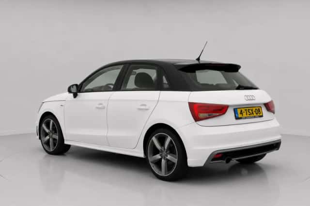 Audi A1 (2014) thumbnail 6