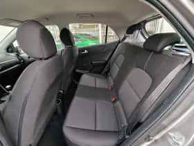 Kia Picanto (2022) thumbnail 19