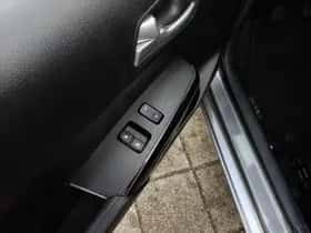 Kia Picanto (2022) thumbnail 20