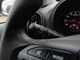 Kia Picanto (2022) thumbnail 23