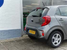 Kia Picanto (2022) thumbnail 10