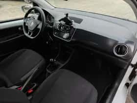 Volkswagen Up (2021) thumbnail 15