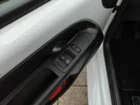 Volkswagen Up (2021) thumbnail 20