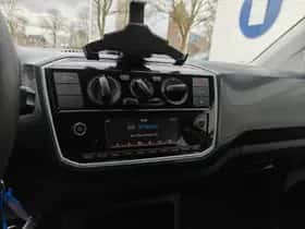 Volkswagen Up (2021) thumbnail 24