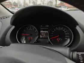 Nissan Qashqai (2012) thumbnail 23