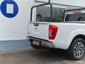 Nissan Navara (2016) thumbnail 12