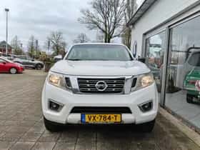 Nissan Navara (2016) thumbnail 15