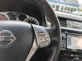 Nissan Navara (2016) thumbnail 27