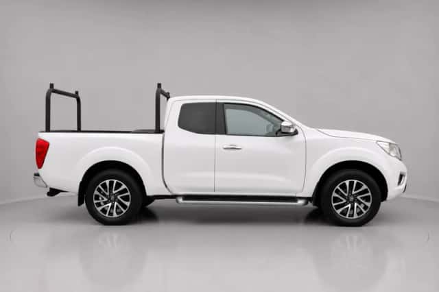 Nissan Navara (2016) thumbnail 6
