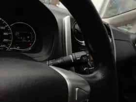 Nissan Note (2015) thumbnail 23