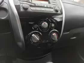 Nissan Note (2015) thumbnail 27