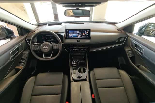 Nissan X-Trail (2024) thumbnail 4
