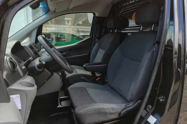 Nissan NV200 (2014) thumbnail 3