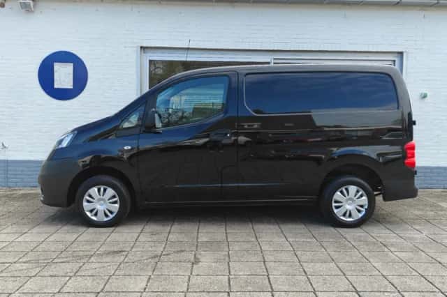 Nissan NV200 (2014) thumbnail 4