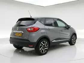 Renault Captur (2016) thumbnail 2