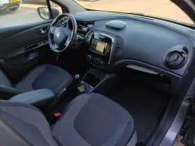 Renault Captur (2016) thumbnail 12