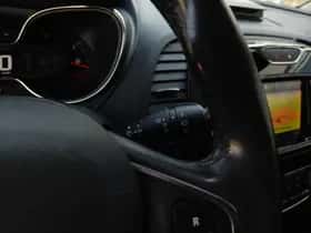 Renault Captur (2016) thumbnail 20